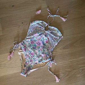 Spell & the Gypsy Babushka bathing suit sz M